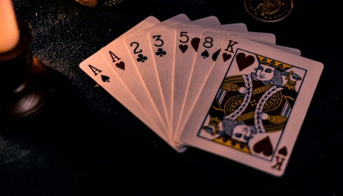 Layar dukungan pelanggan pucuk slot dalam bahasa Indonesia dengan tim yang siap membantu